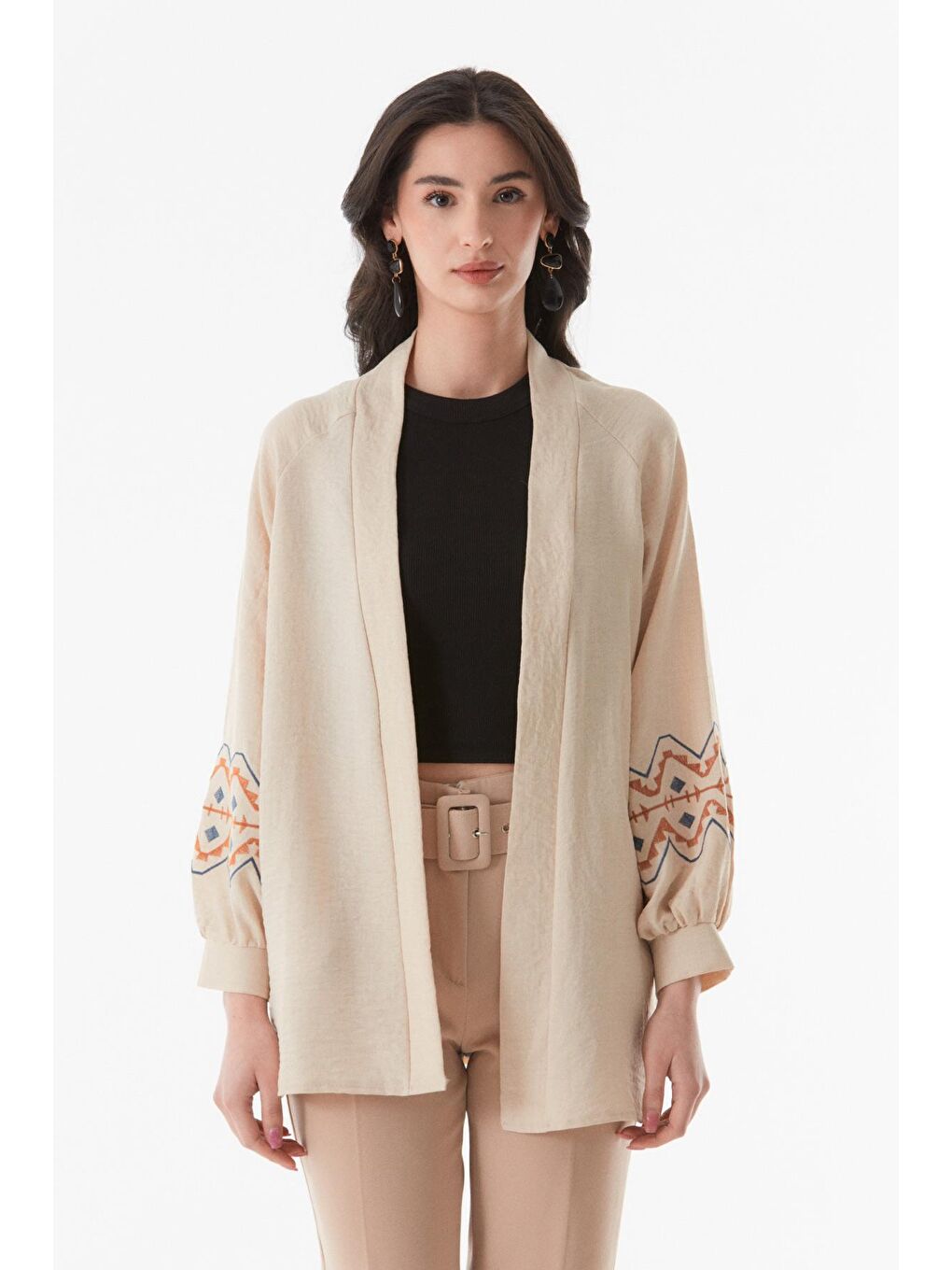 Bej Etnik Desenli Cepli Şal Yaka Kimono