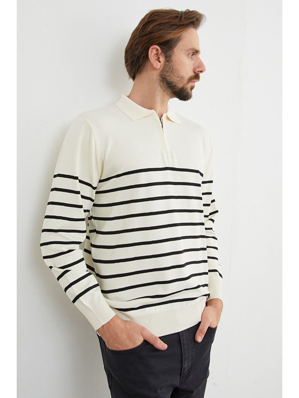 Ekru Çizgili Polo Yaka Yarım Fermuarlı Triko Kazak-3