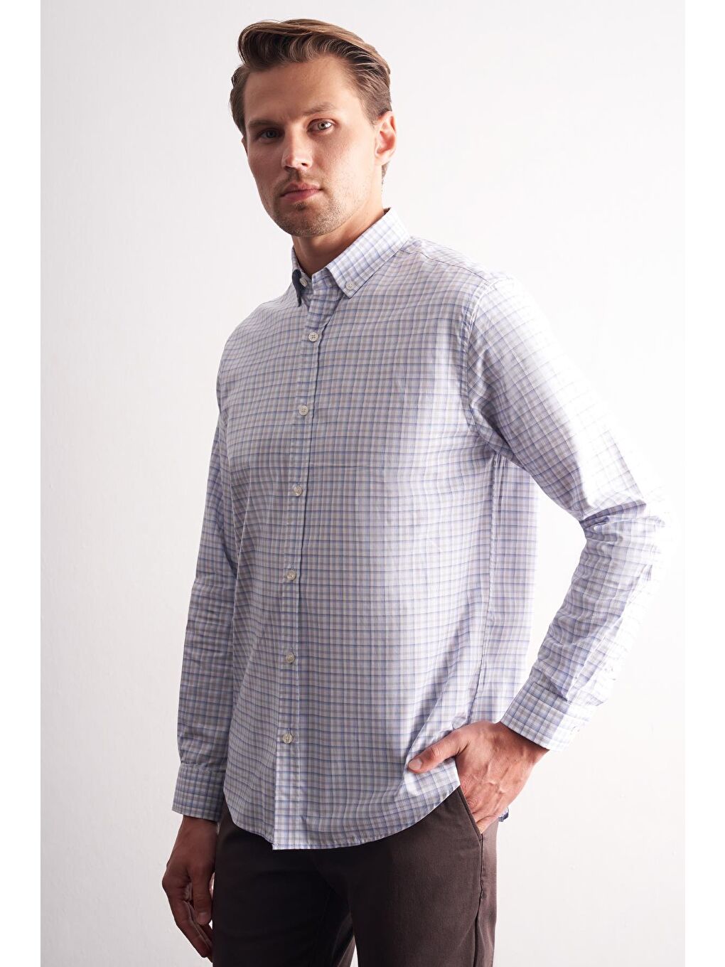 Beyaz - Gri Düğmeli Yaka Kareli Desen Uzun Kol Premium Slim Fit %100 Pamuk Gömlek 1004255184-2