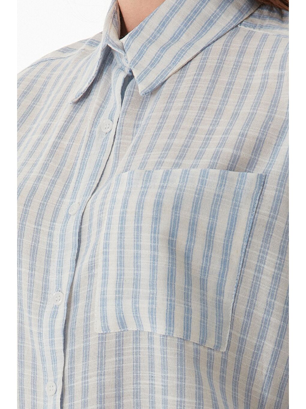 Mavi Çizgili Oversize Crop Gömlek-4