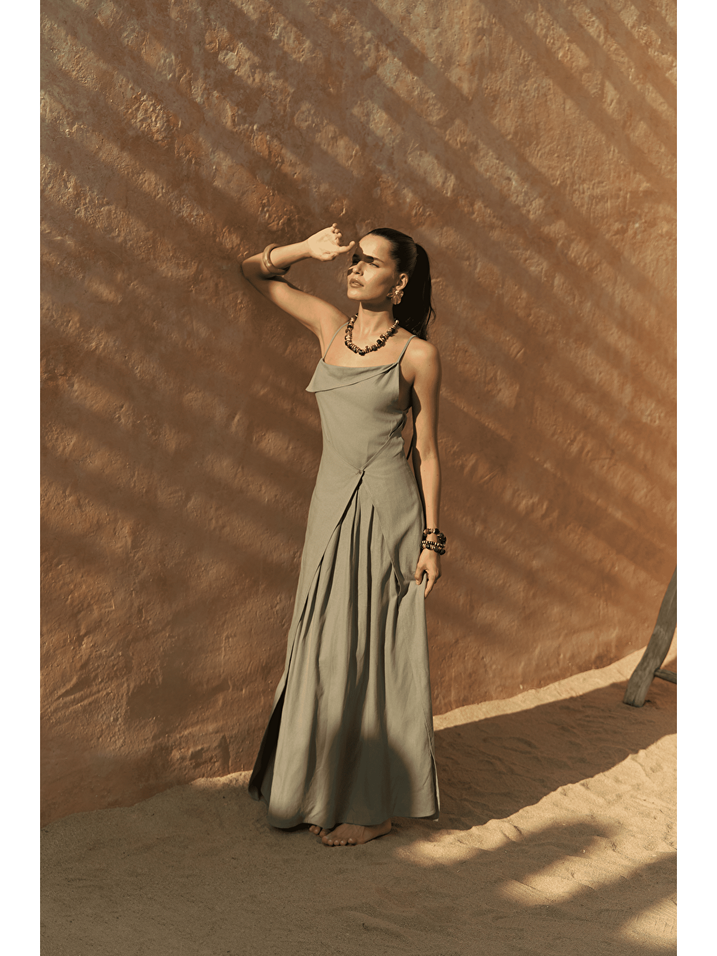 Blantyre Askılı Uzun Haki Keten Elbise-1