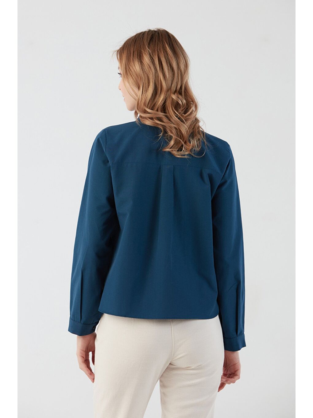 Lacivert Basic Cep Detaylı Arkası Uzun Gömlek-2