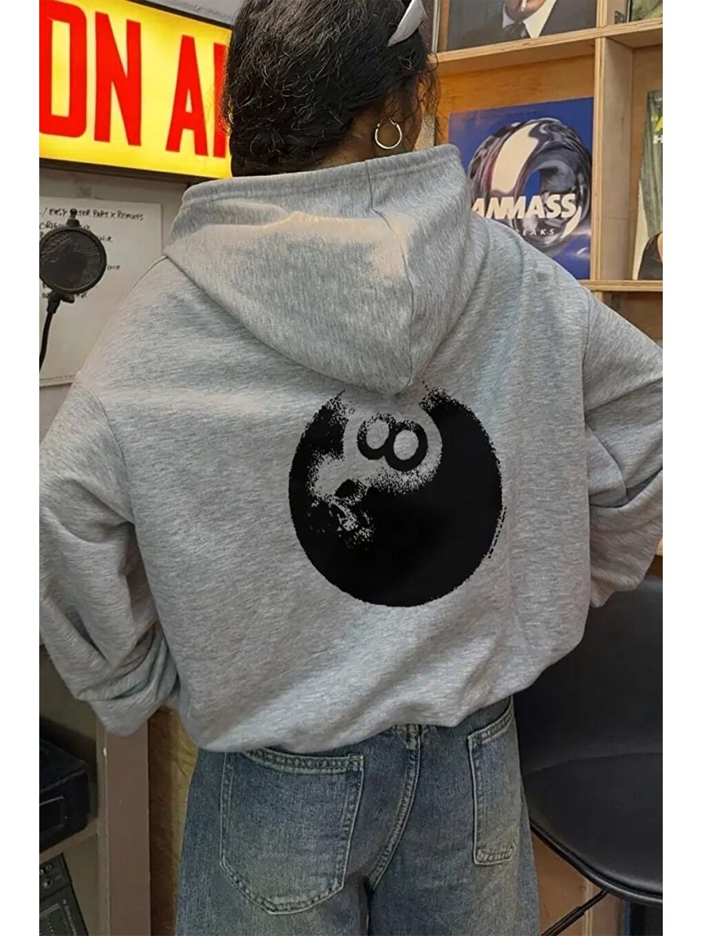 Gri Sekiz Sırt Baskılı İçi Pamuklu Unisex Sweatshirt-1