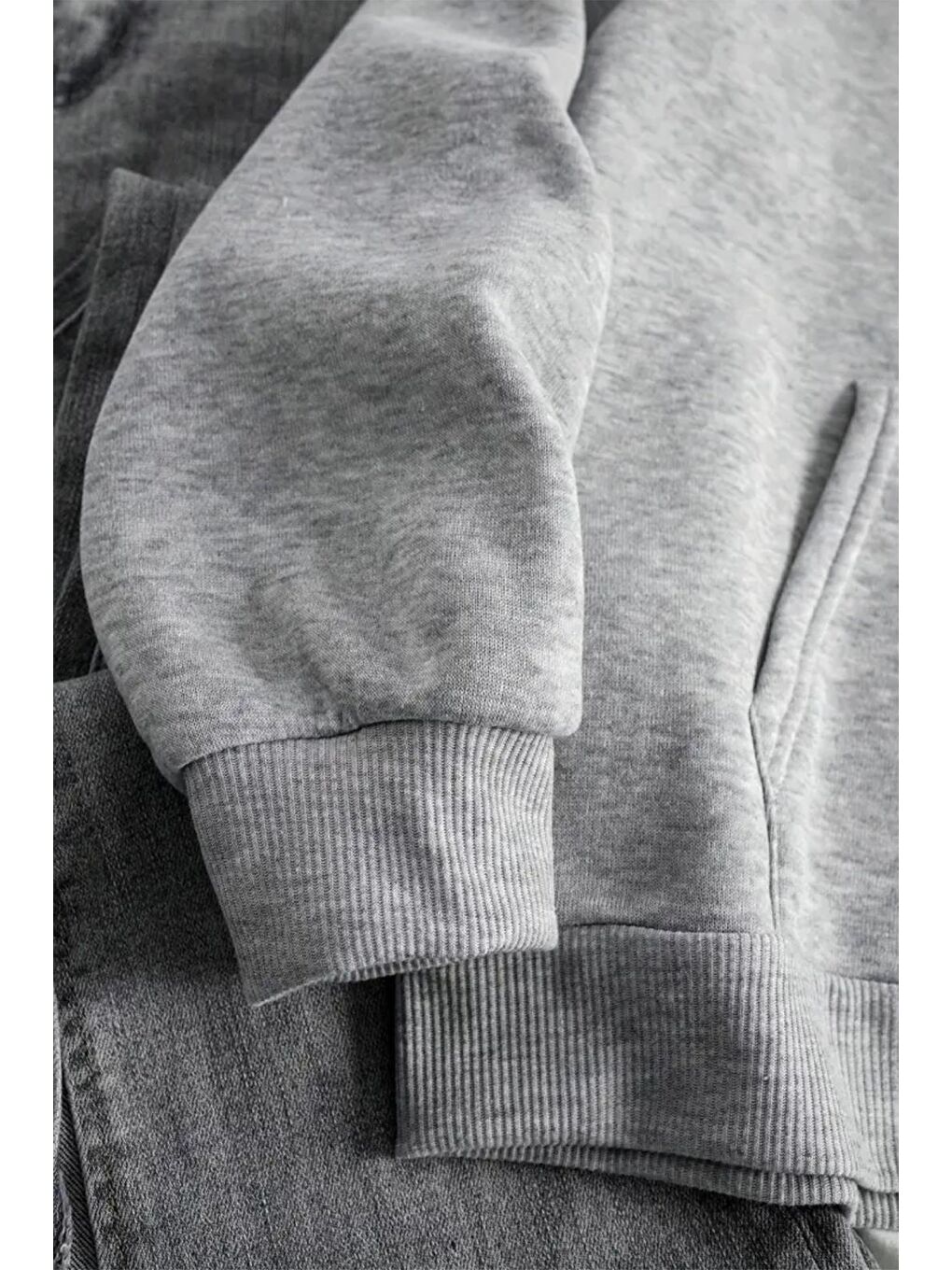 Gri Sekiz Sırt Baskılı İçi Pamuklu Unisex Sweatshirt-3