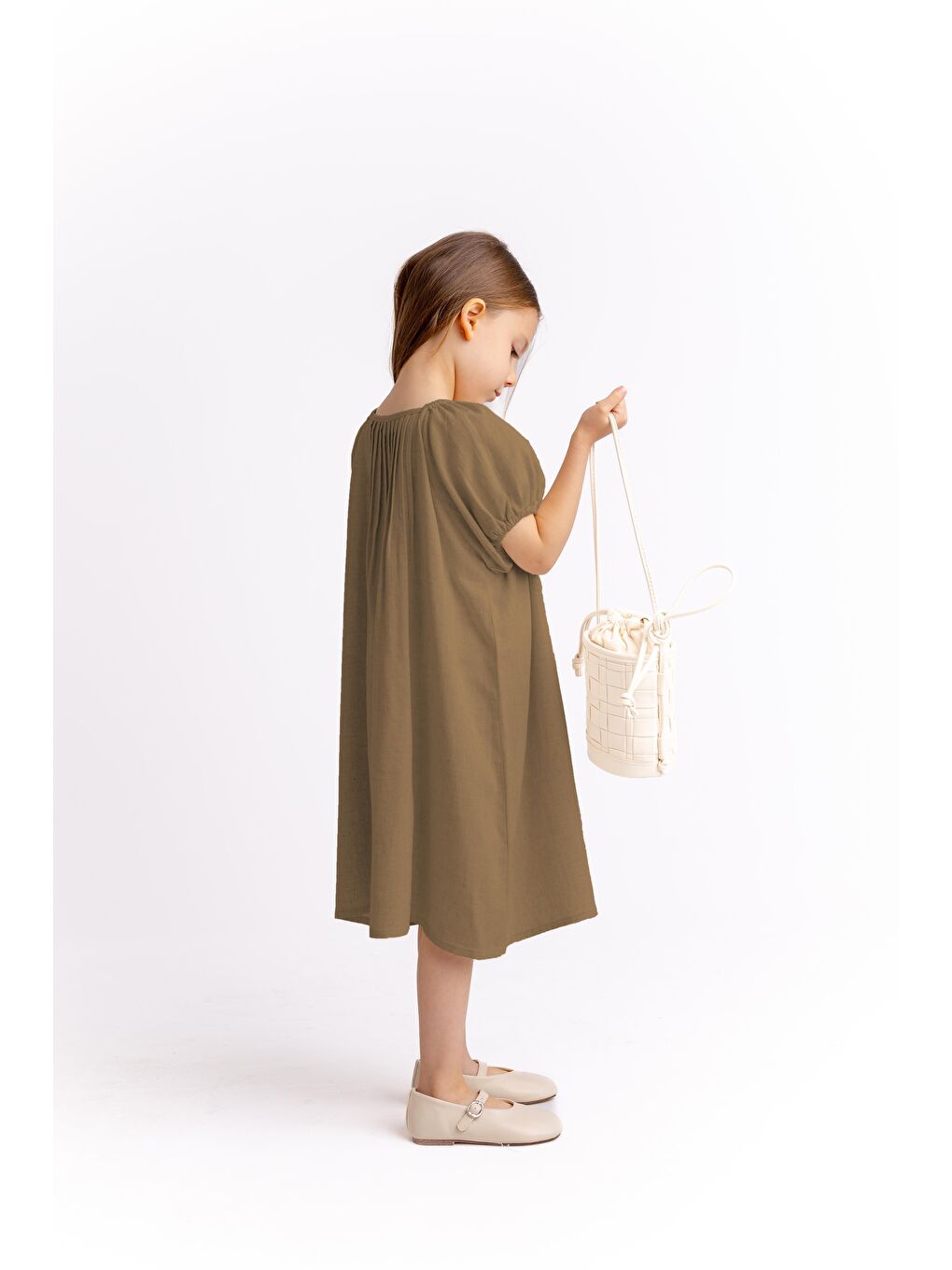 Kahverengi Kız Çocuk Keten Elbise-1