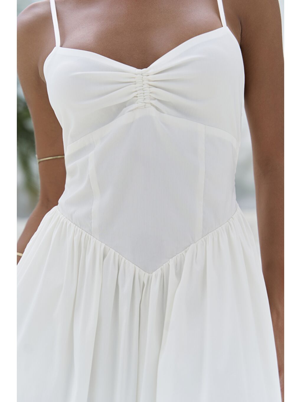 Hajar Askılı Ekru Uzun Elbise-6