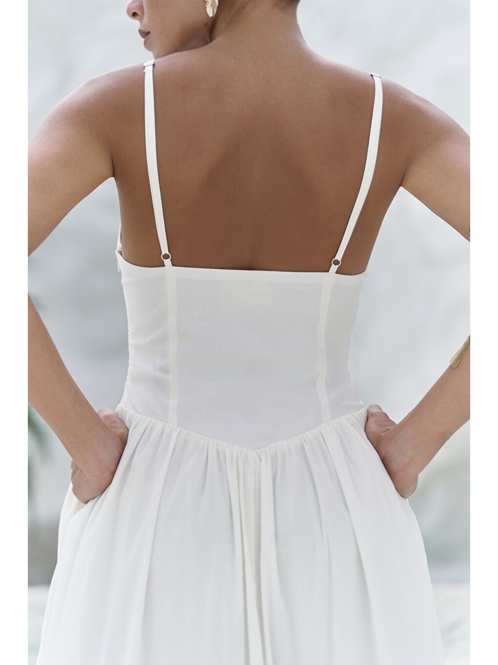 Hajar Askılı Ekru Uzun Elbise-7