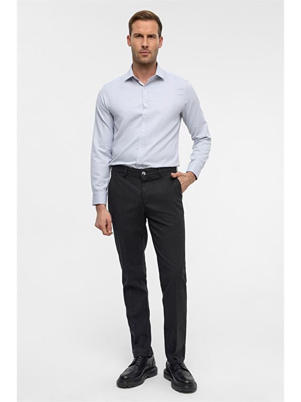 Siyah Regular Armürlü Pantolon-1