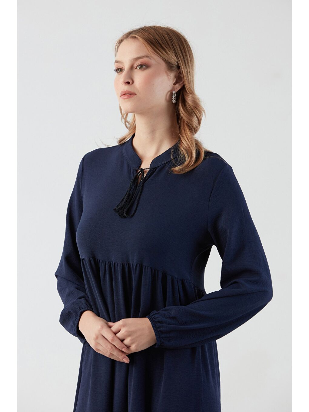 Lacivert Fullamodest Yakası Bağlamalı Büyük Beden Elbise-2