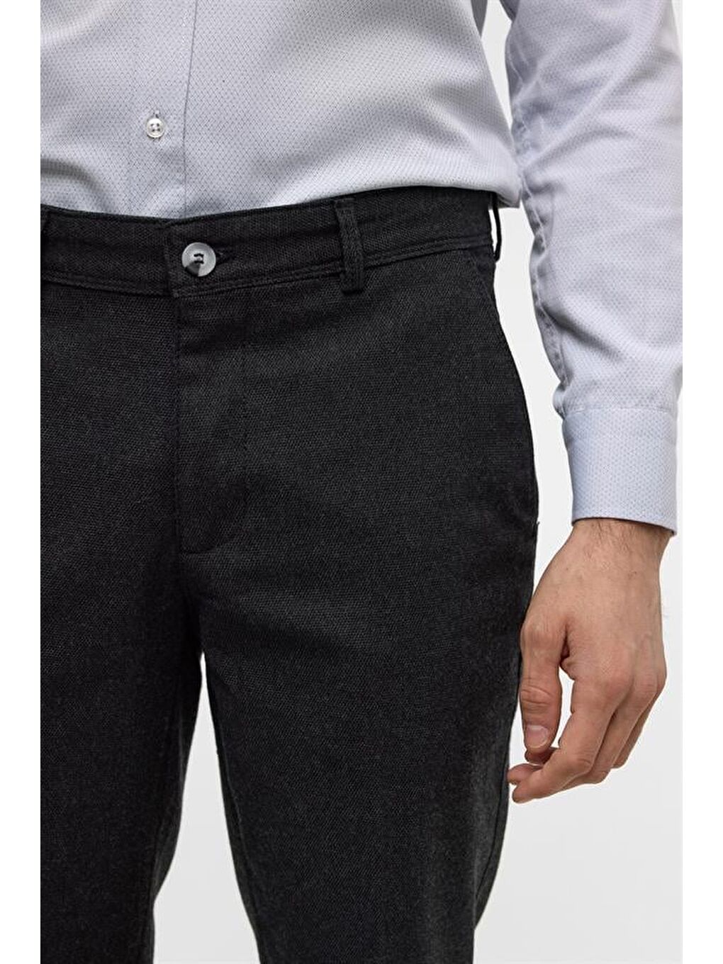 Siyah Regular Armürlü Pantolon-4