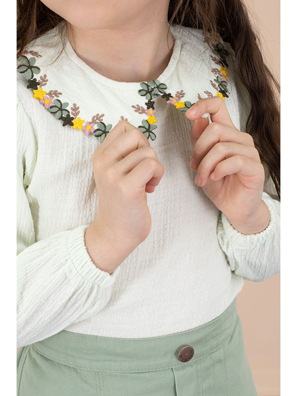 Yeşil Yakası Çiçek Nakışlı Müslin Gömlekli Etekli Kız Çocuk 2li Takım 20672-1