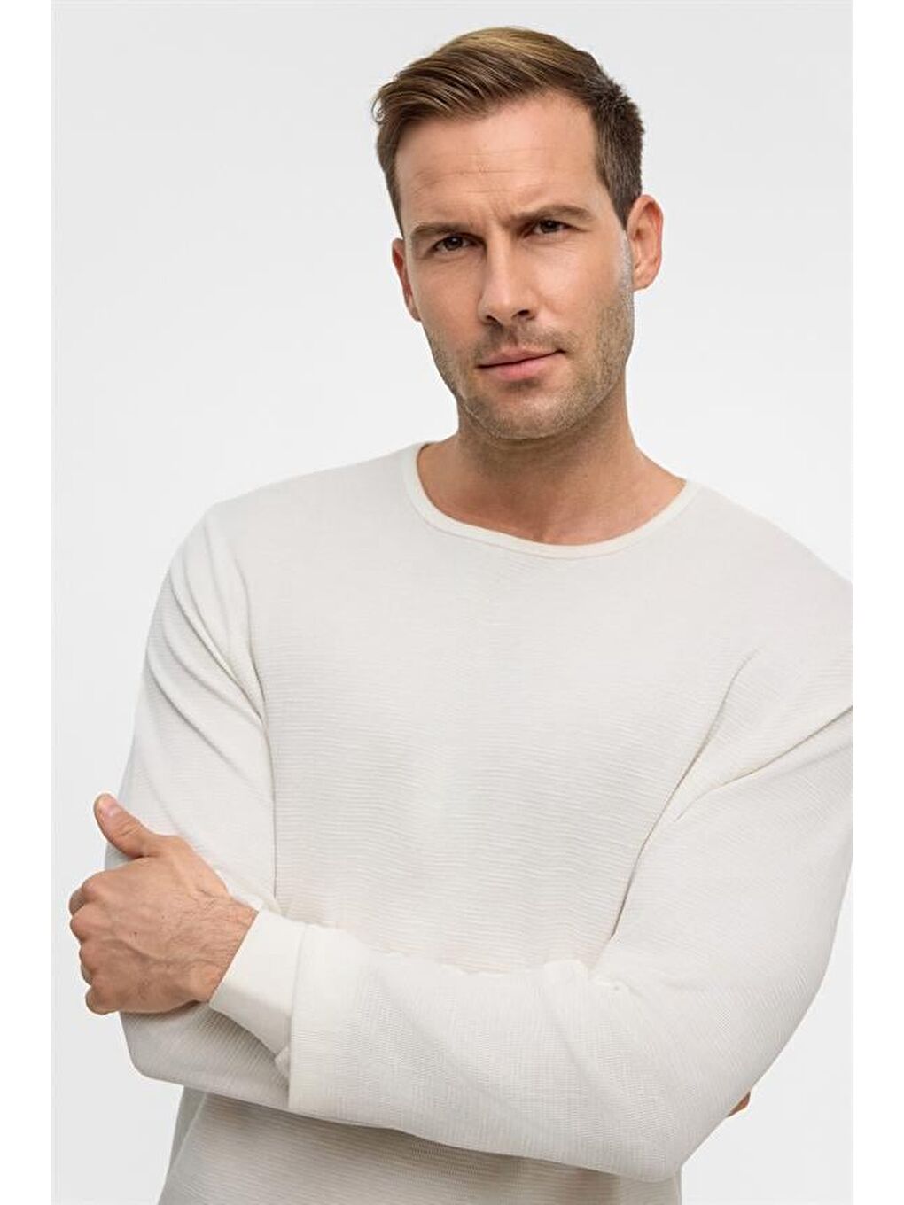 Beyaz Slim Armürlü Bisiklet Yaka Triko-2