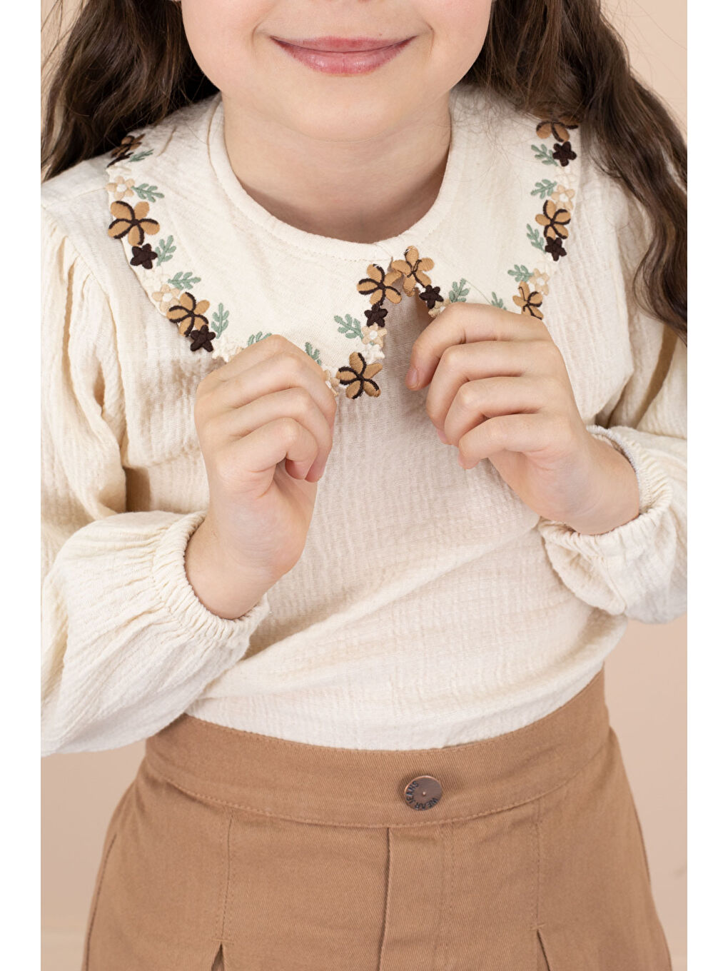 Kahverengi Kahve Yakası Çiçek Nakışlı Müslin Gömlekli Etekli Kız Çocuk 2li Takım 20674-1