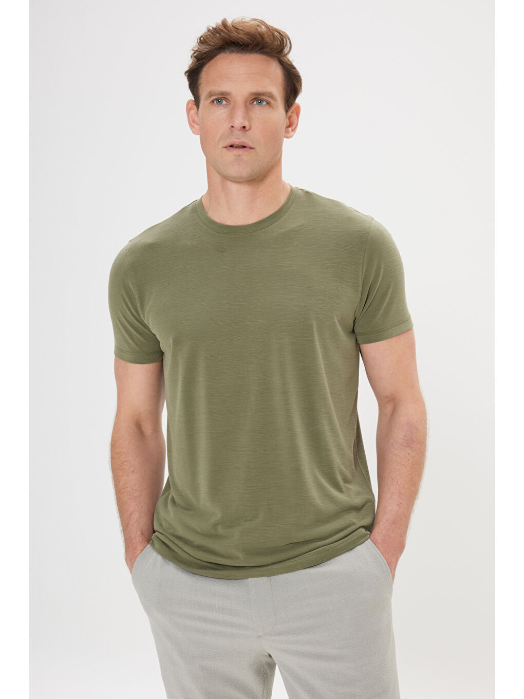 Erkek Haki Slim Fit Dar Kesim Bisiklet Yaka Tişört-2