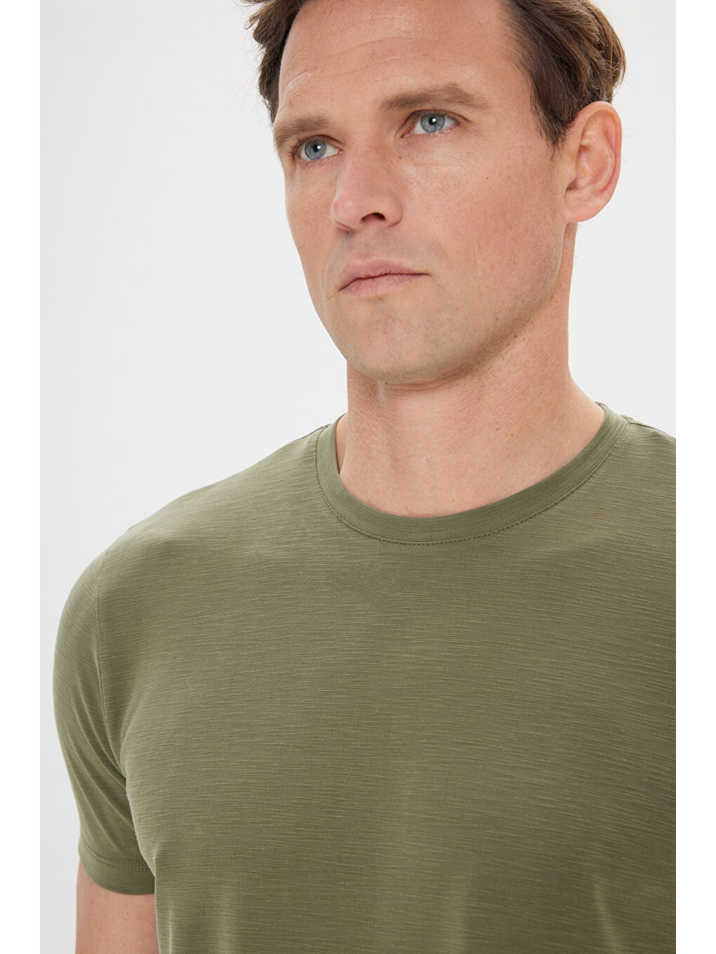 Erkek Haki Slim Fit Dar Kesim Bisiklet Yaka Tişört-3