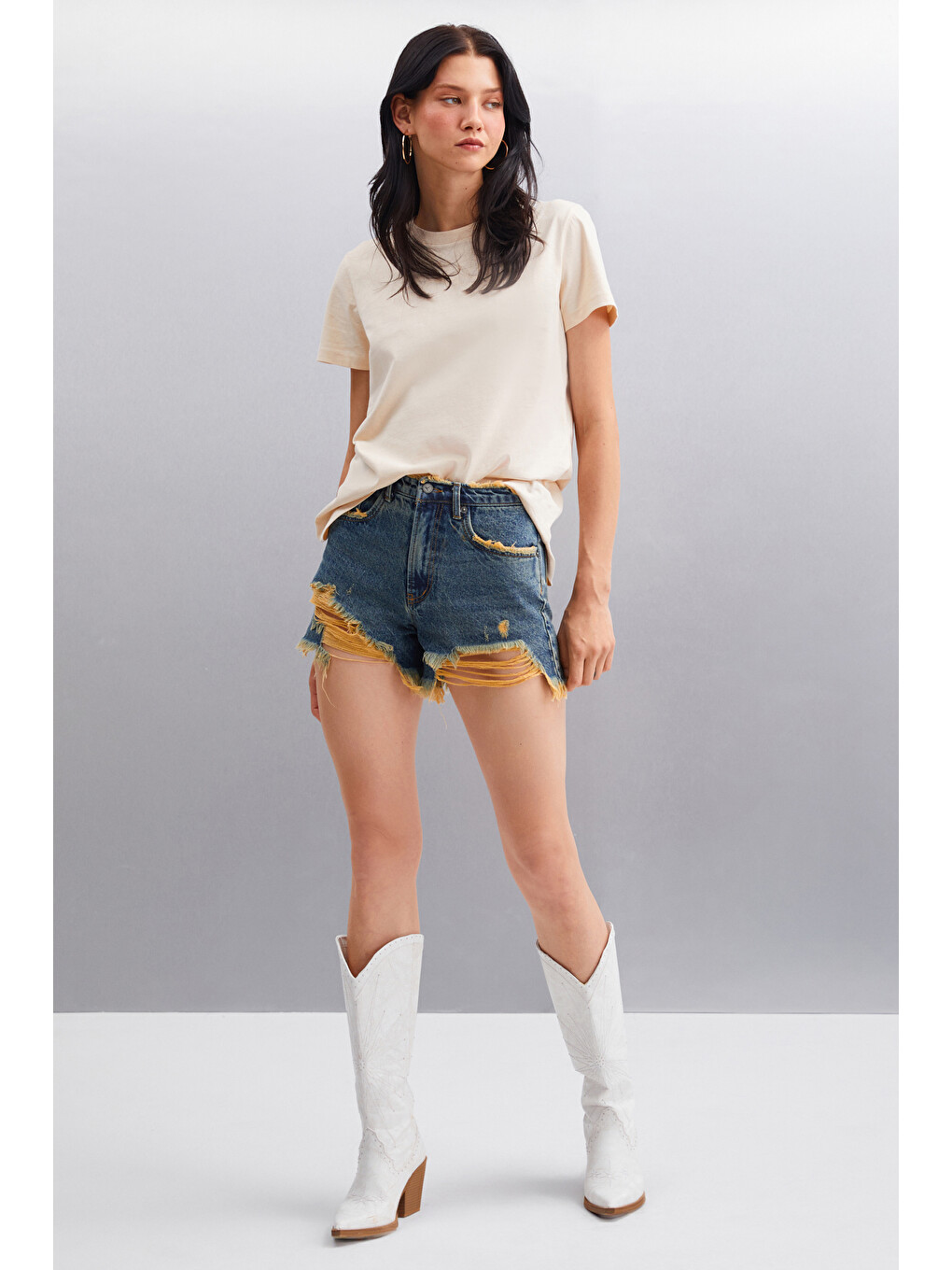 Bej Samantha Kadın %100 Organik Pamuklu Comfort Fit Arkası Uzun Basic Örme BEJ T-Shirt-3