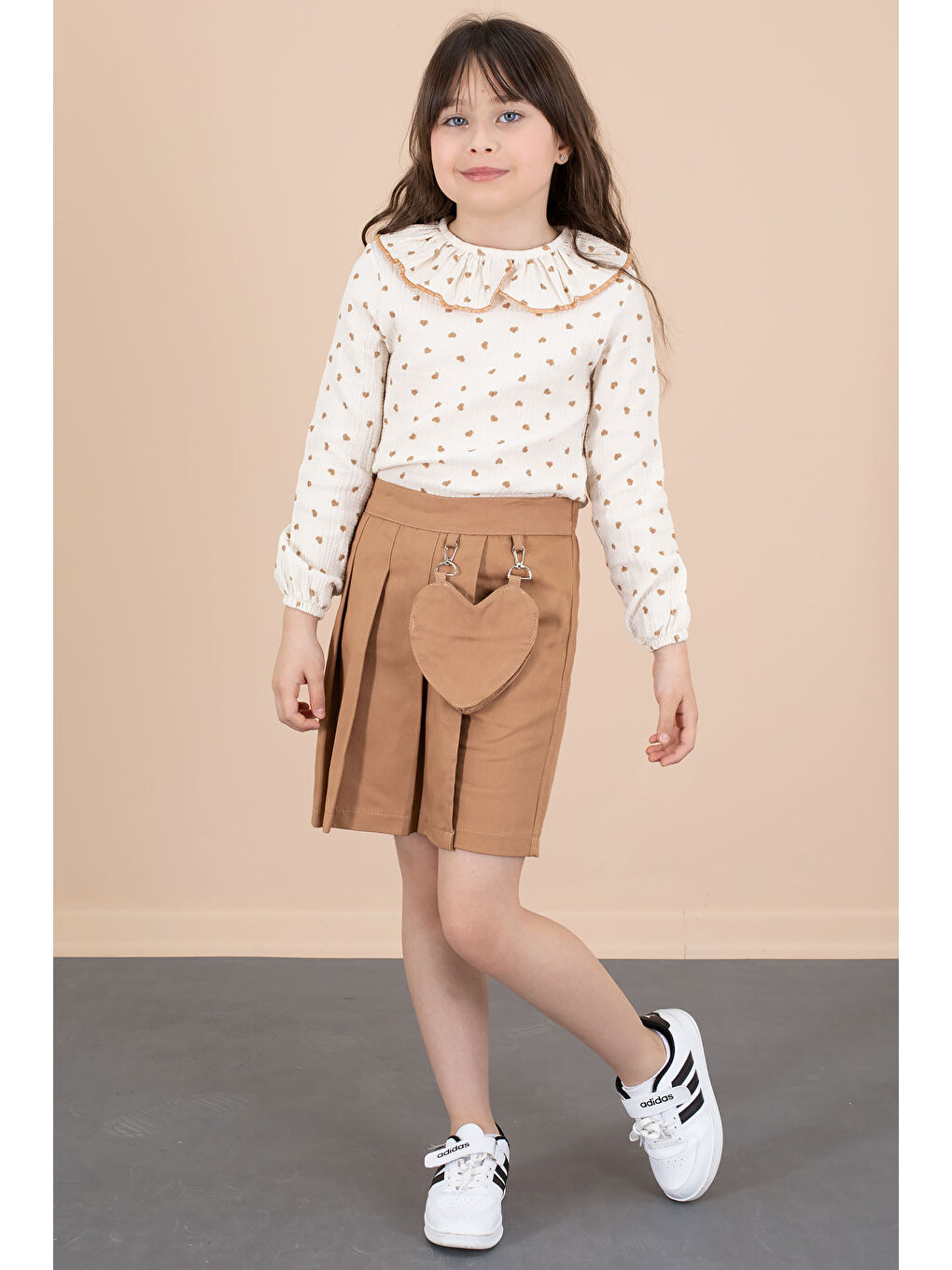 Kahverengi Kahve Kalp Desenli Müslin Gömlekli Kız Çocuk Şort Etekli 2li Takım 20677