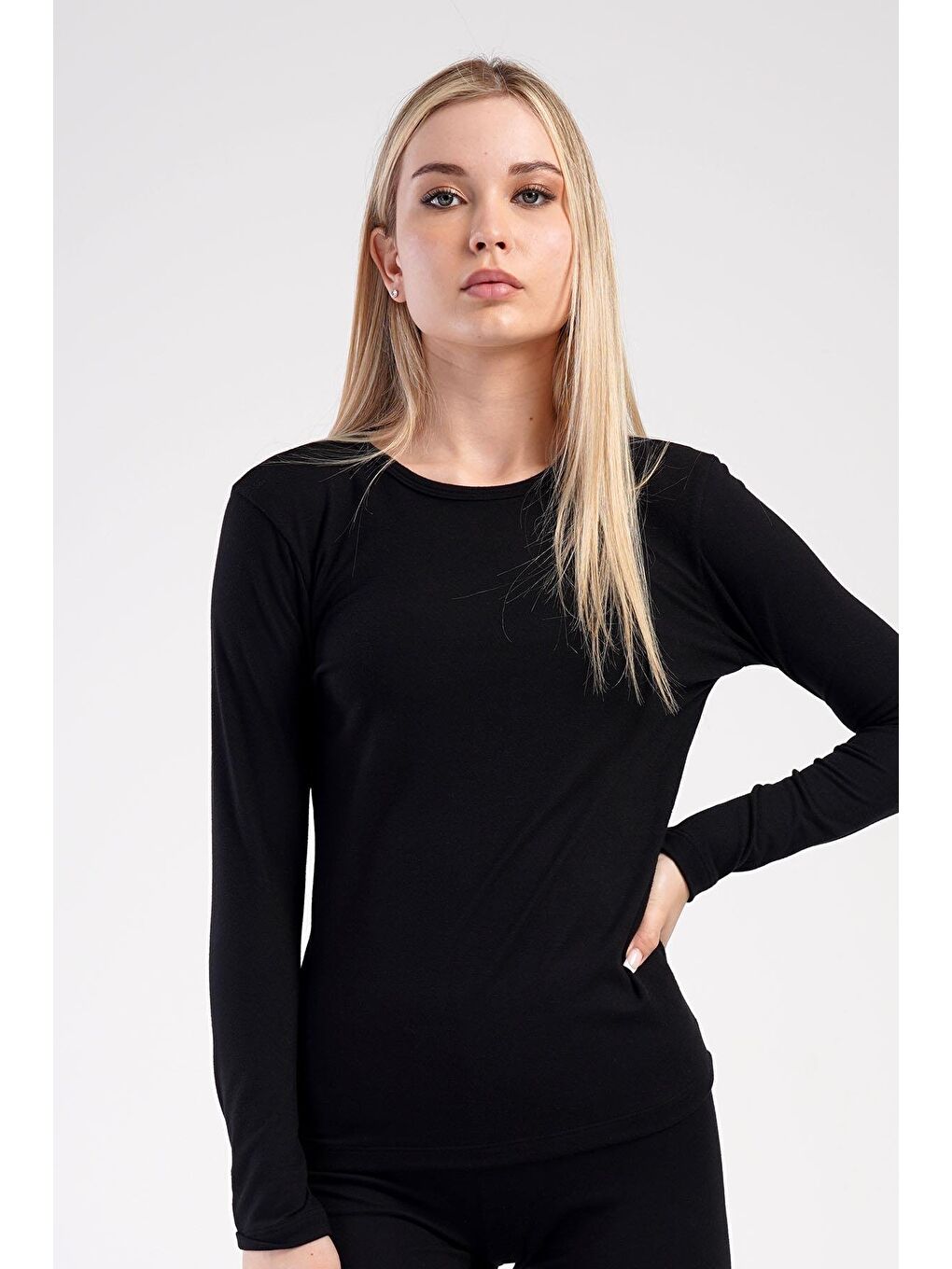 Kadın Uzun Kol Bisiklet Yaka Termal T-Shirt 409008 Siyah-1