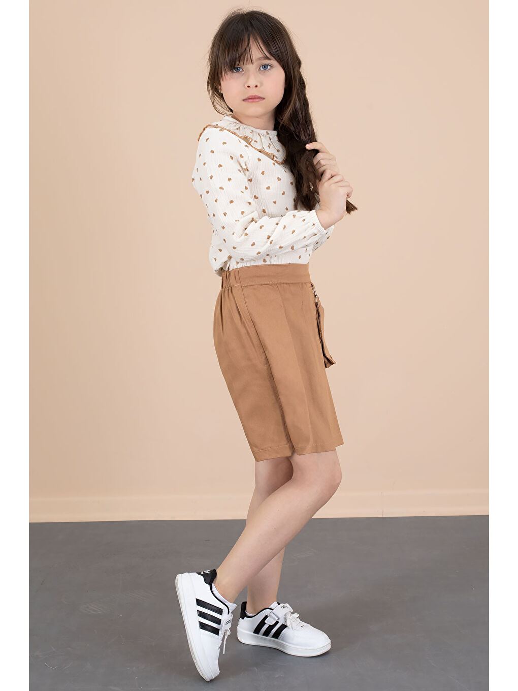 Kahverengi Kahve Kalp Desenli Müslin Gömlekli Kız Çocuk Şort Etekli 2li Takım 20677-4