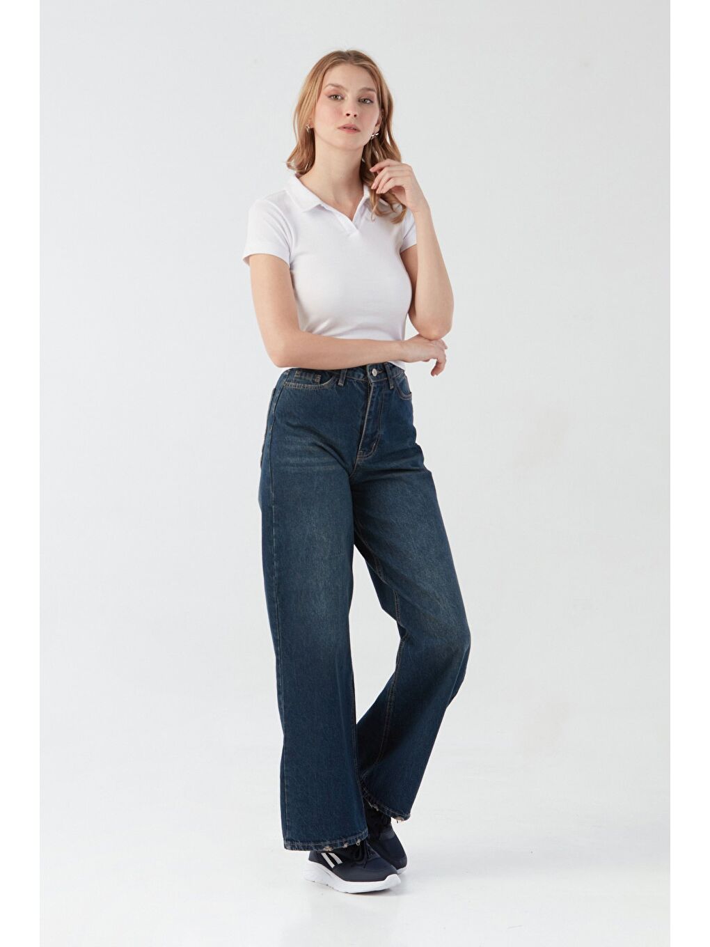 Beyaz Basic Polo Yaka Tişört-3