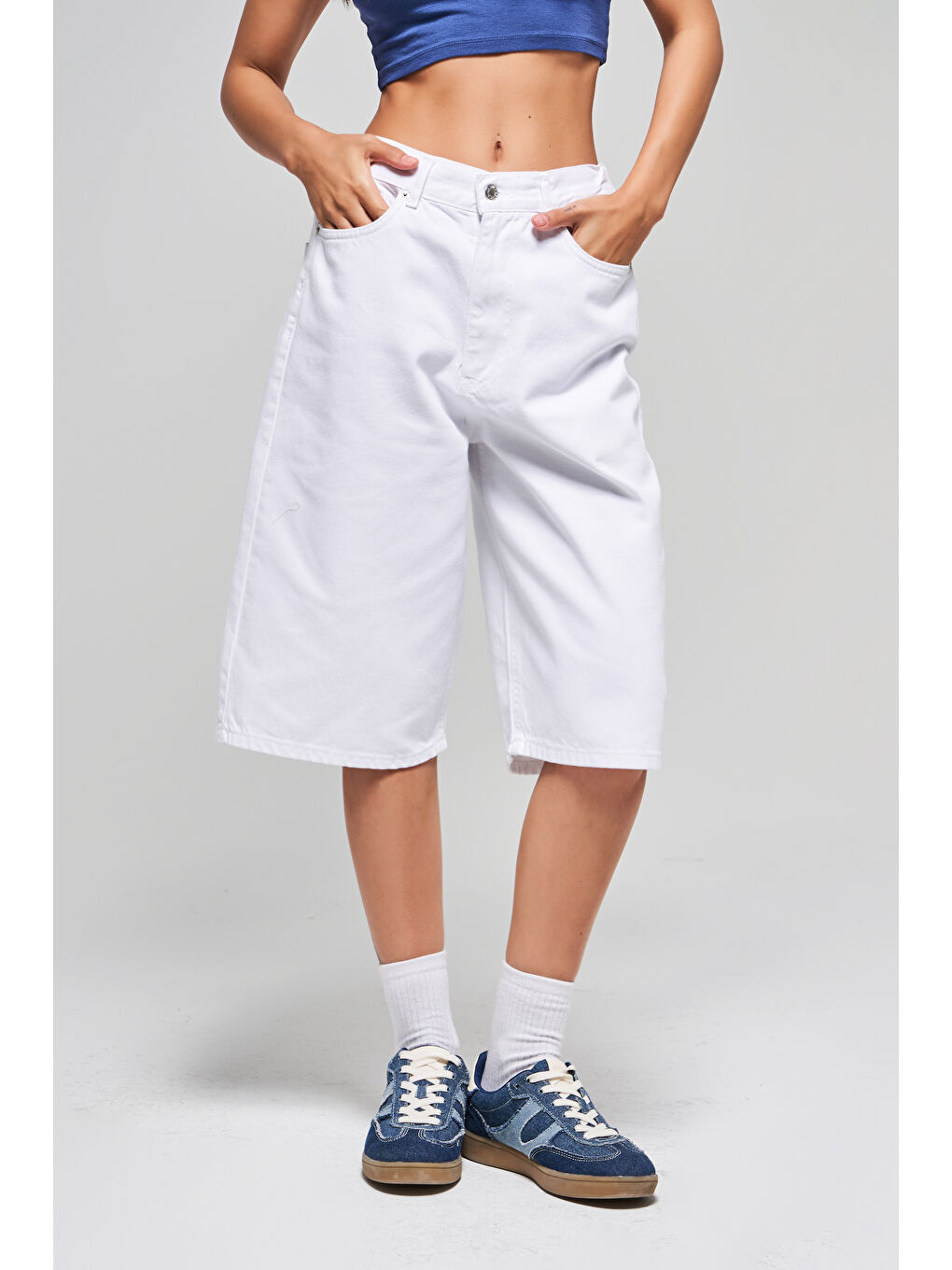 Kadın Beyaz Renk 5s5 2 Maxi Boy Beli Lastikli  100 Pamuk İç Göstermez Denim Bermuda Şort-1