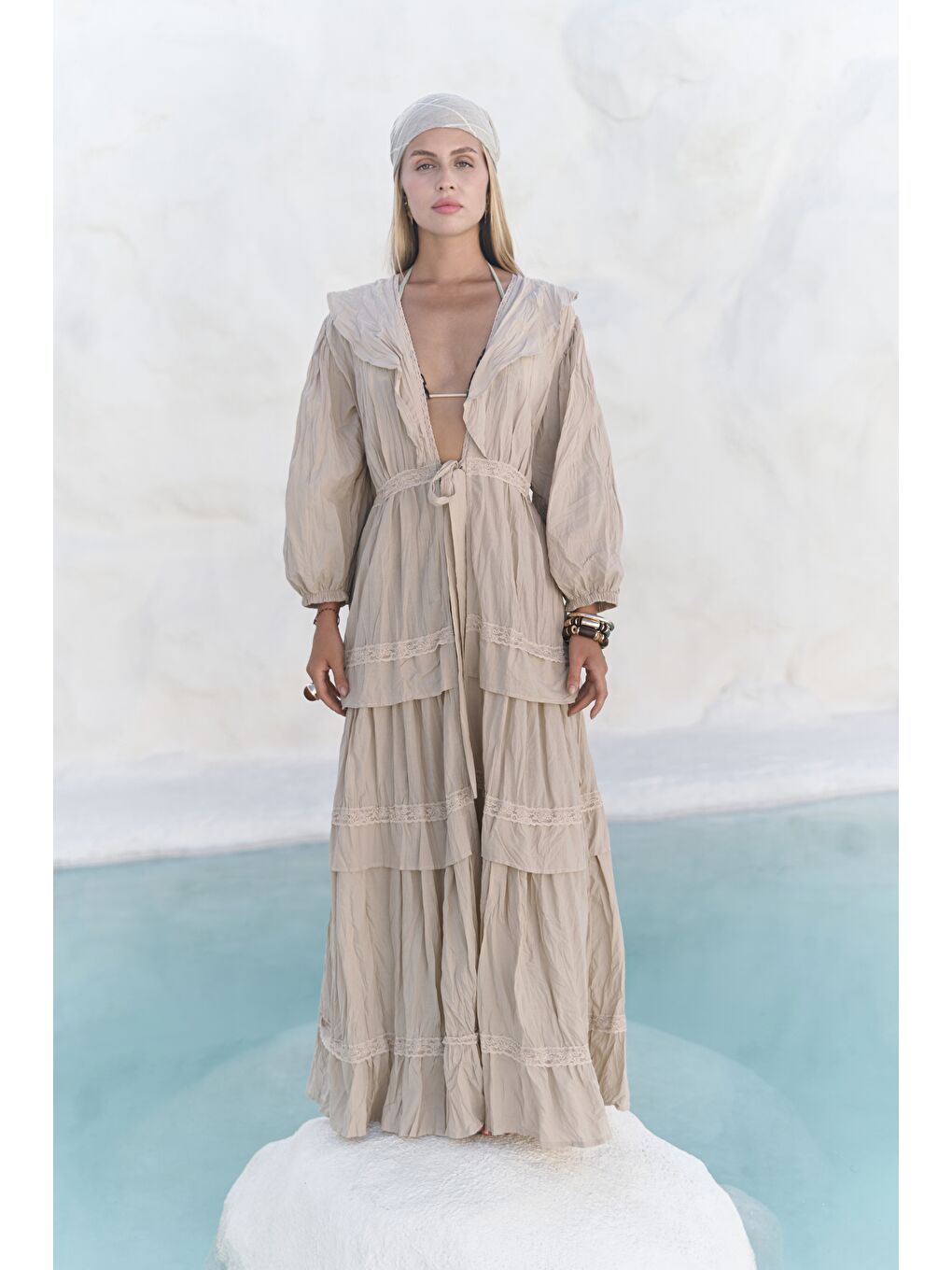 Trieste Dantel Detay Bej Uzun Elbise