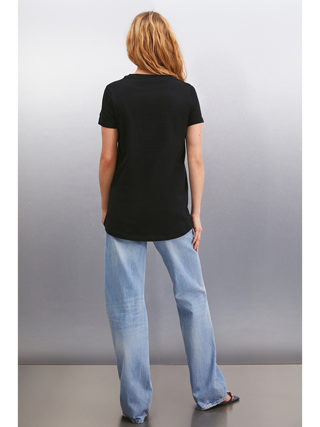 Siyah Samantha Kadın %100 Organik Pamuklu Comfort Fit Arkası Uzun Basic Örme SİYAH T-Shirt-5