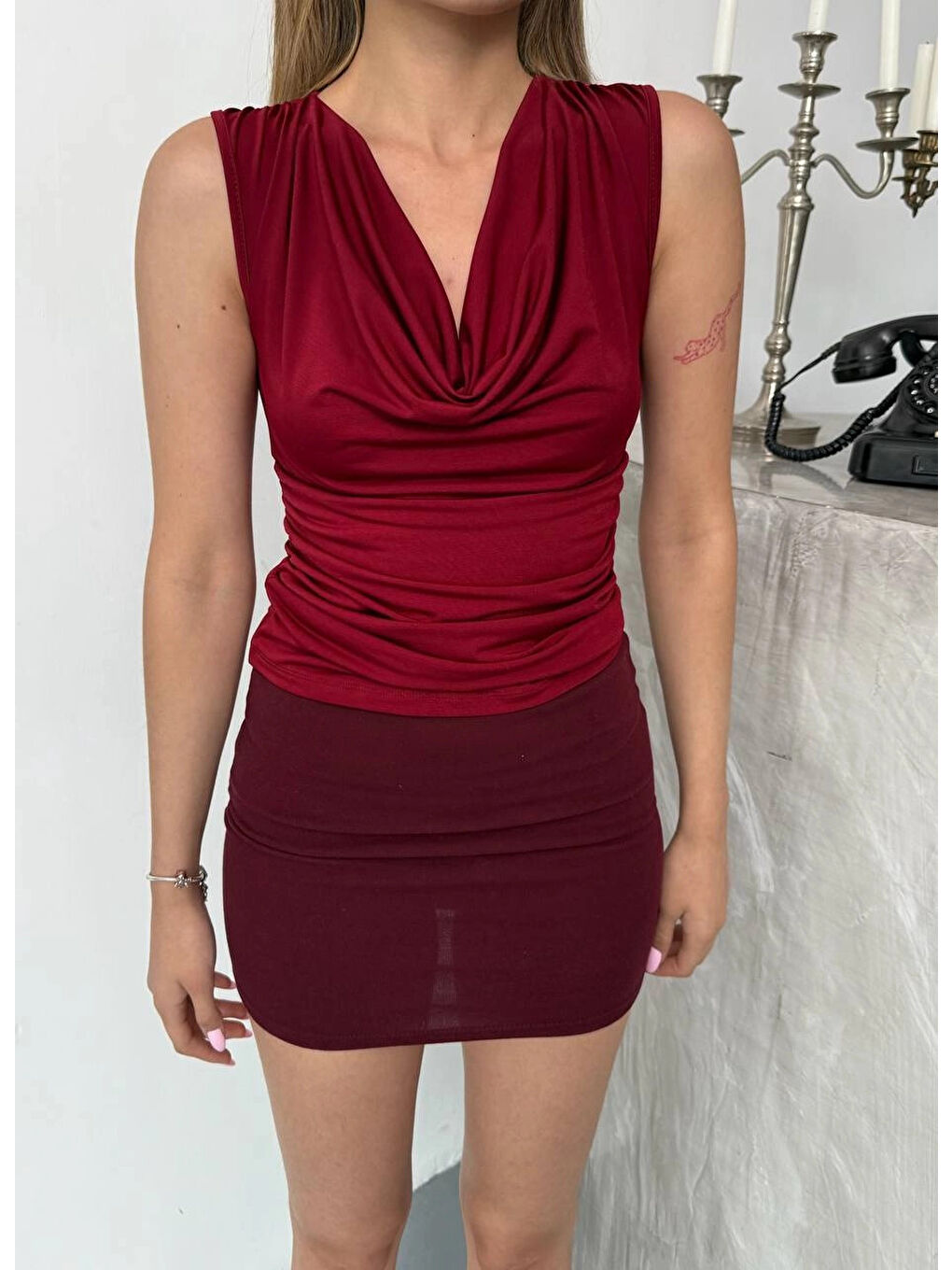 Kadın Bordo Degaje Yaka Yanlardan Drapeli Sandy Bluz HZL25S-FRY123131-1