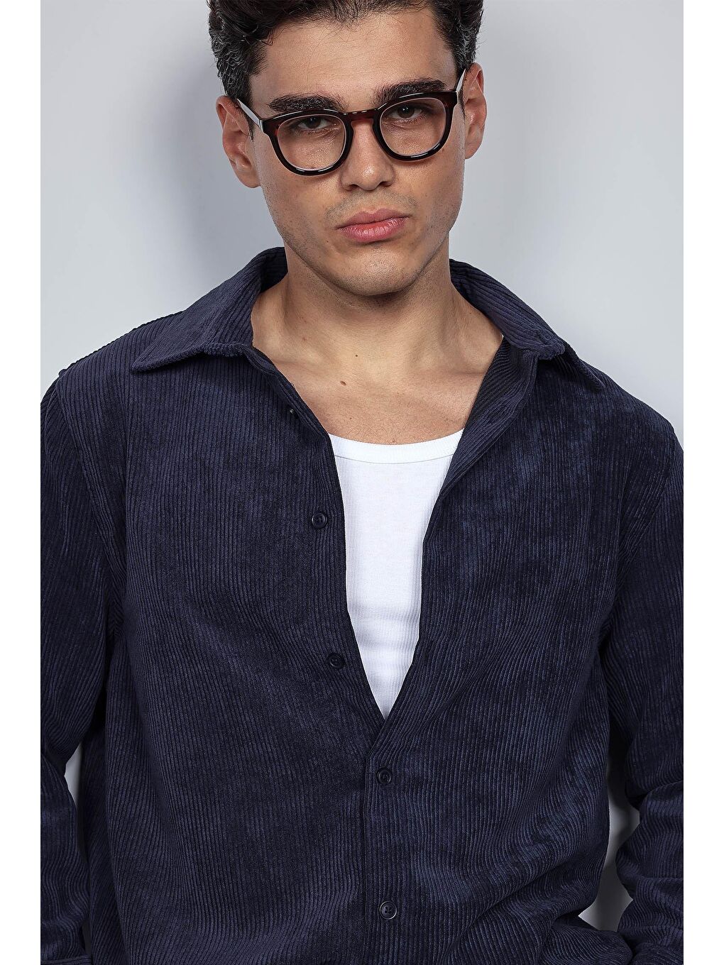 Erkek Oversize Kadife Dokulu Uzun Kollu Gömlek Lacivert-2