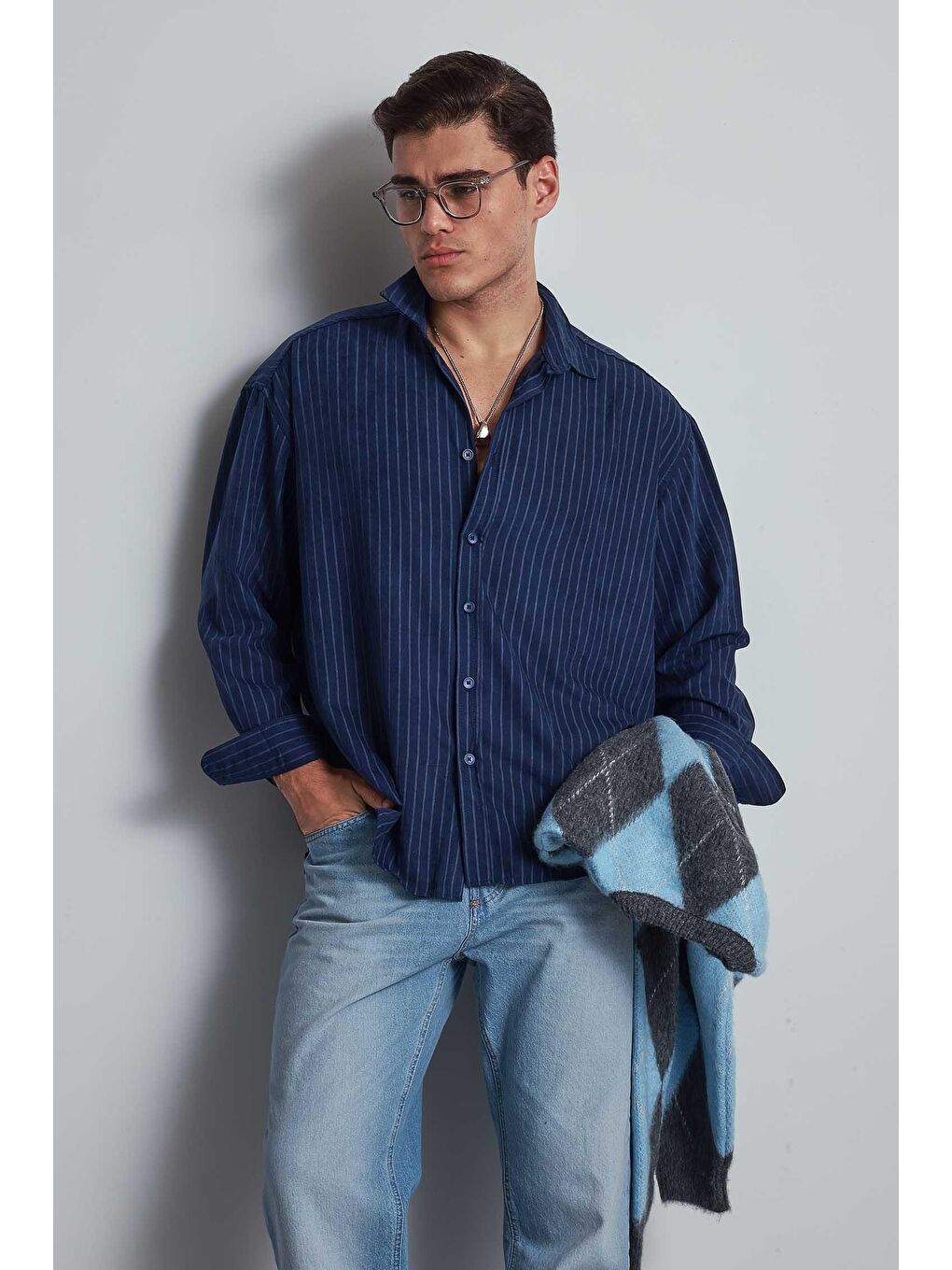 Erkek Oversize Çizgili Uzun Kollu Gömlek Lacivert