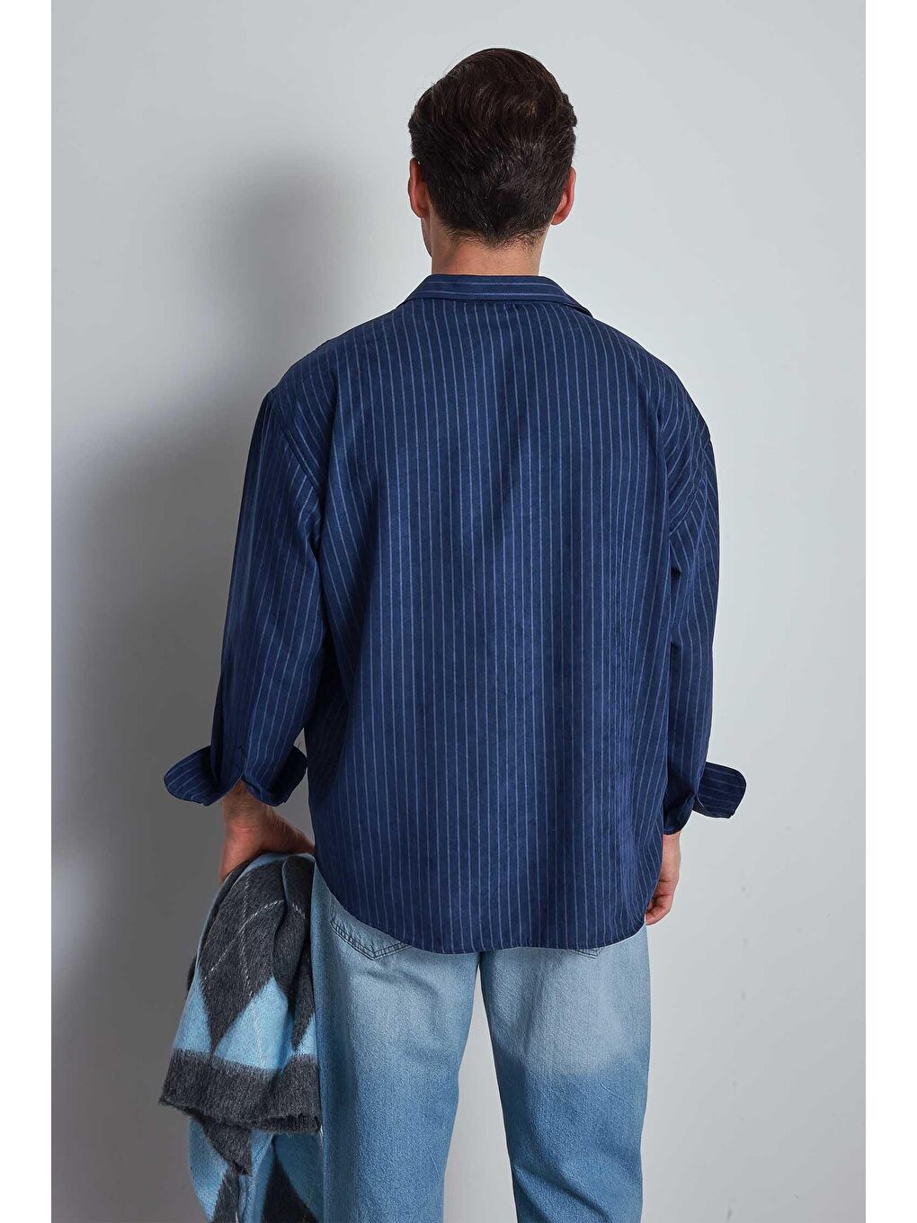 Erkek Oversize Çizgili Uzun Kollu Gömlek Lacivert-3
