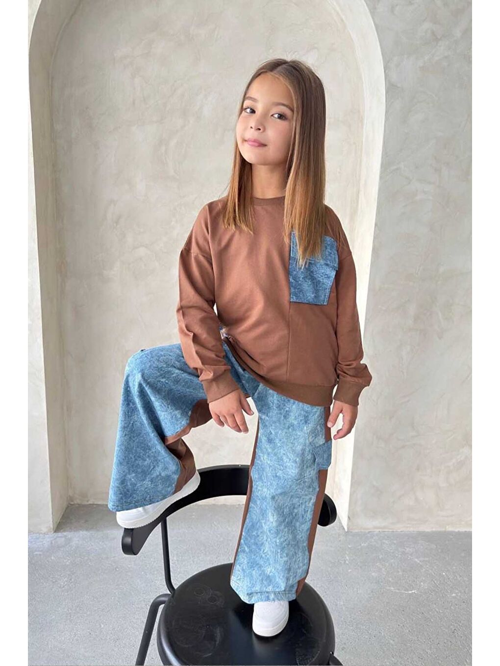 Kahverengi Kız Çocuk Denim Detaylı Takım 4-12 Yaş 12000