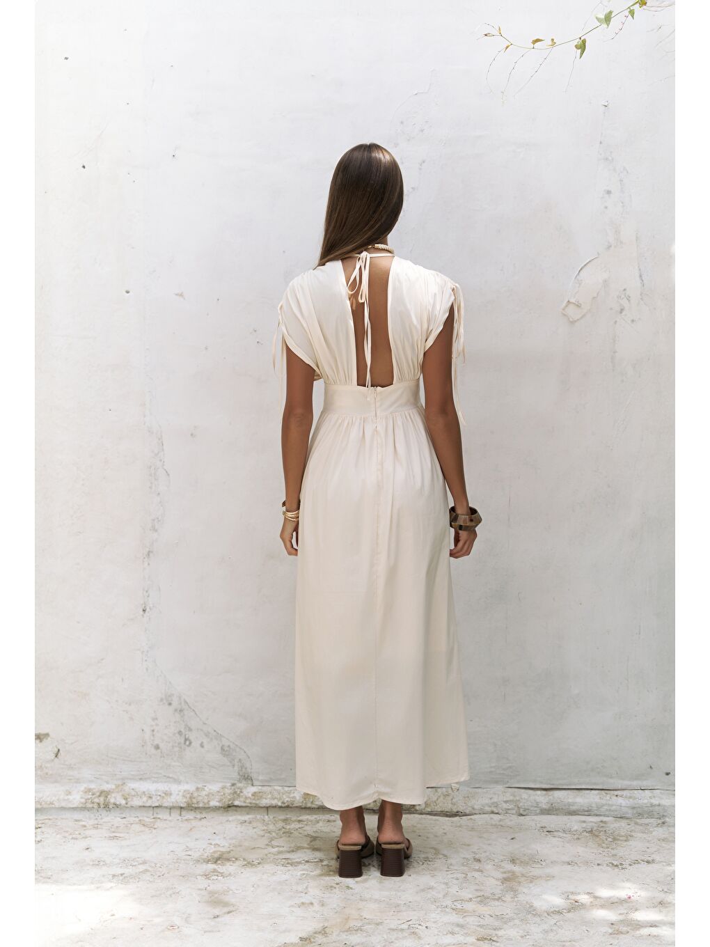 Manarola Büzgü Detay Bej Uzun Elbise-3