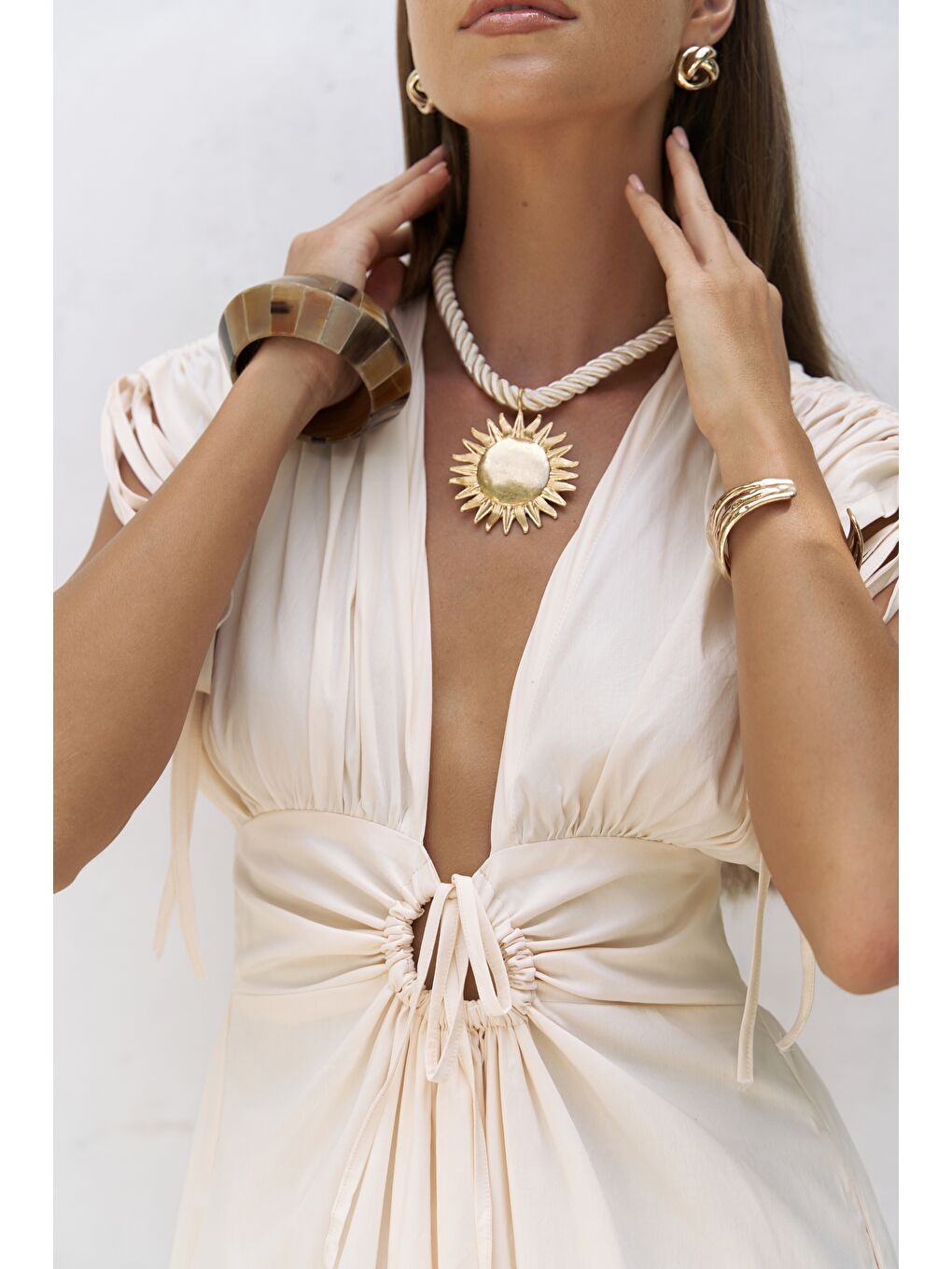 Manarola Büzgü Detay Bej Uzun Elbise-6