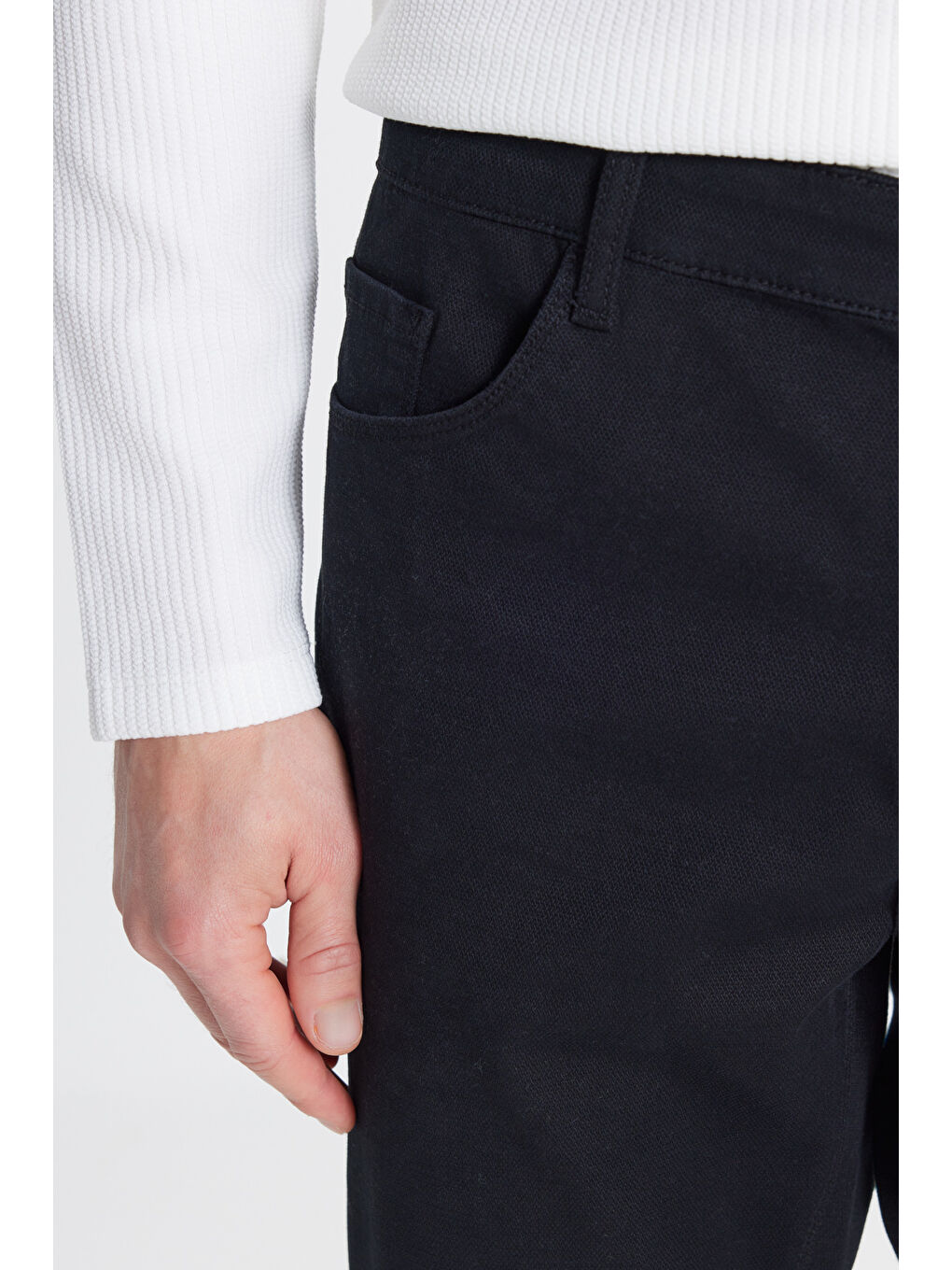 Erkek Siyah Pamuklu Slim Fit Dar Kesim Armürlü 5 Cepli Esnek Casual Pantolon-3