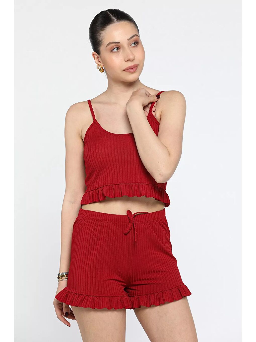 Bordo İp Askılı Fırfırlı Kaşkorse Kadın Şortlu Takım-1