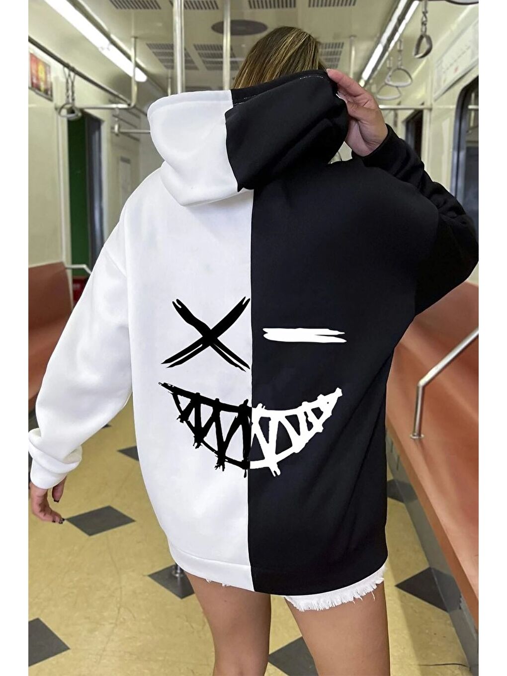 uyguntarz Siyah Unisex Cartoon Face Siyah Beyaz Hoodie - 2