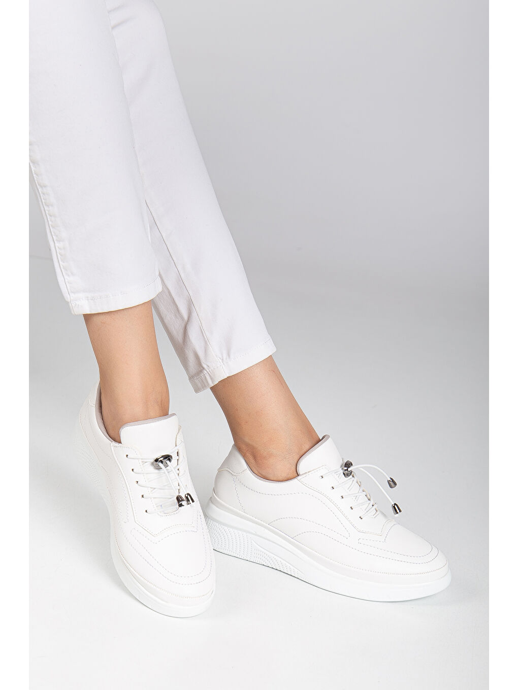 Beyaz D12221 Günlük Ortopedik Kadın Sneaker Spor Ayakkabı-2
