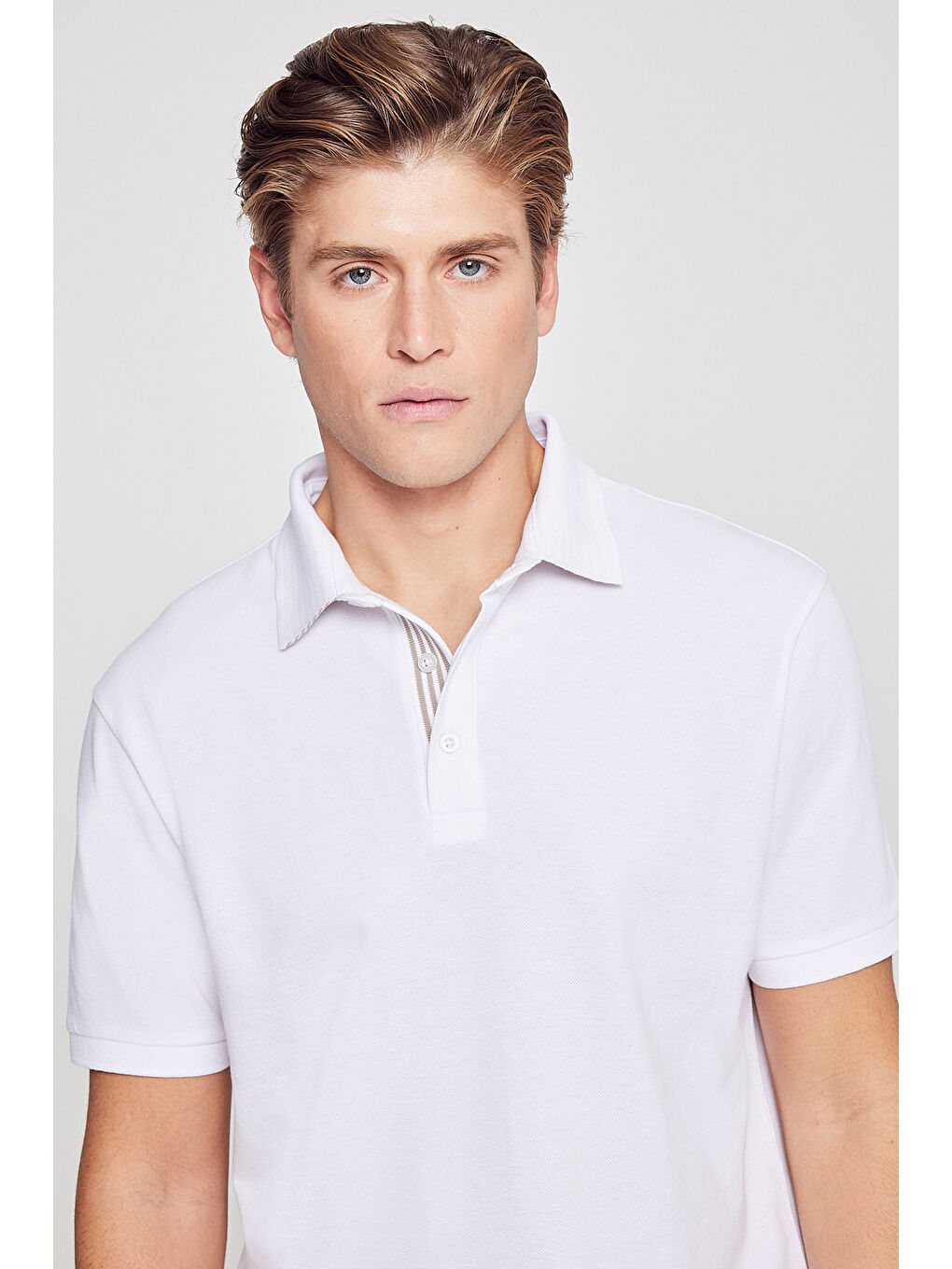 Erkek Beyaz %100 Pamuk Standart Fit Normal Kesim Polo Yaka Tişört-3