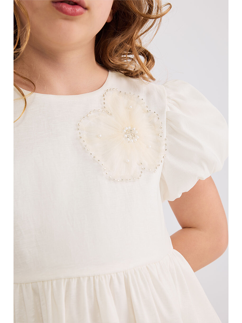 Kız Çocuk Aksesuar Detaylı Ekru Elbise-1