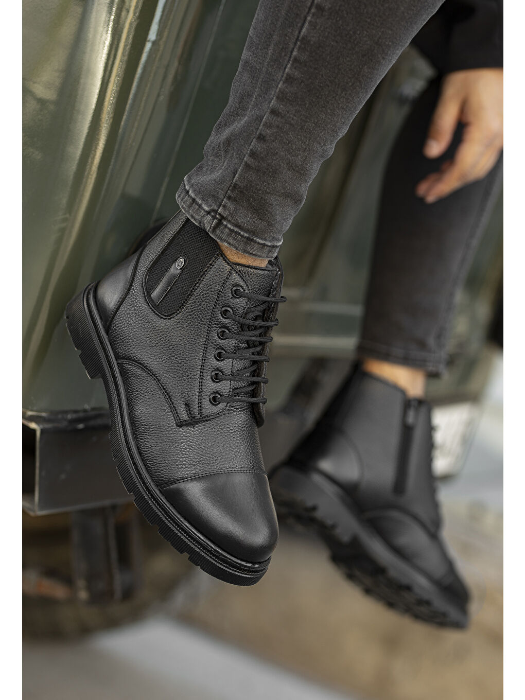 Siyah Darko Su Ve Soğuk Geçirmez İçi Kürklü Unisex 36-46 Büyük Numara Mevcut Bot-3