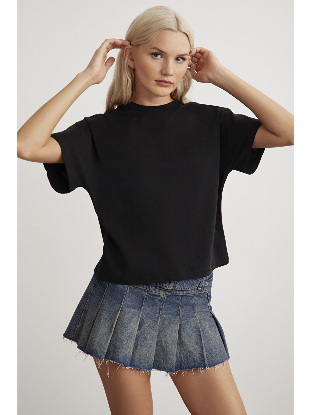 Siyah LOTTIE Kadın %100 Organik Pamuklu Regular Kalıp Bisiklet Yaka Basic Kısa Kollu SİYAH T-Shirt