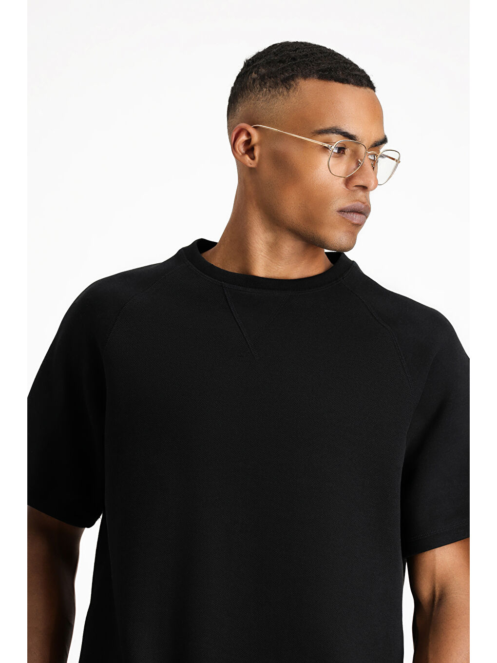 Siyah Bisiklet Yaka Oversize Pamuklu Tişört-2