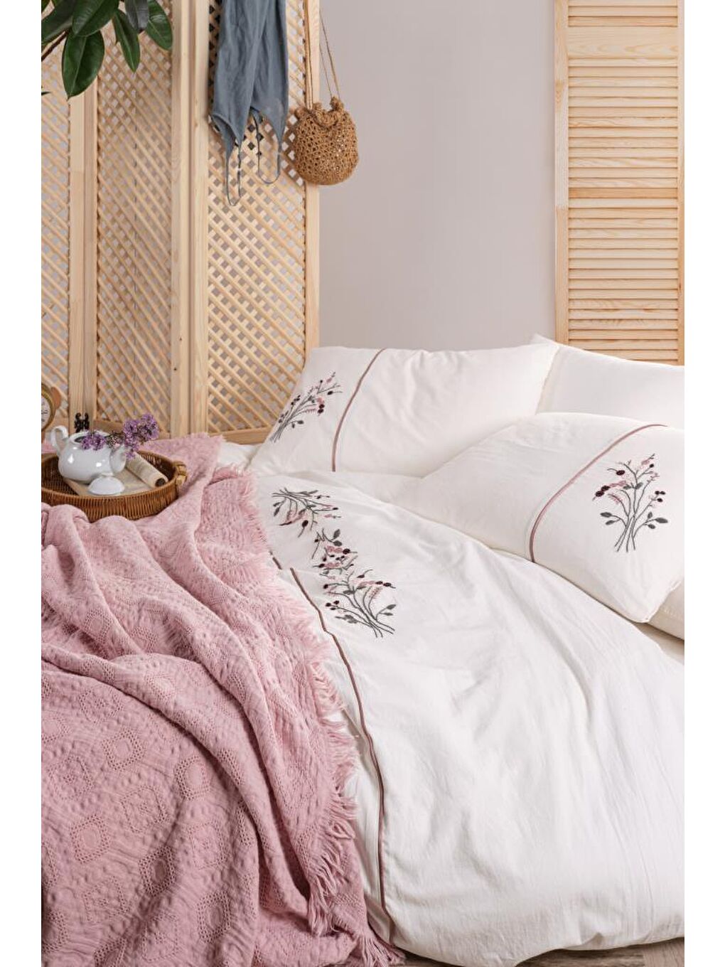 Pembe Arya 7 Parça %100 Pamuk Çift Kişilik Pikeli Nevresim Takımı Pudra-1