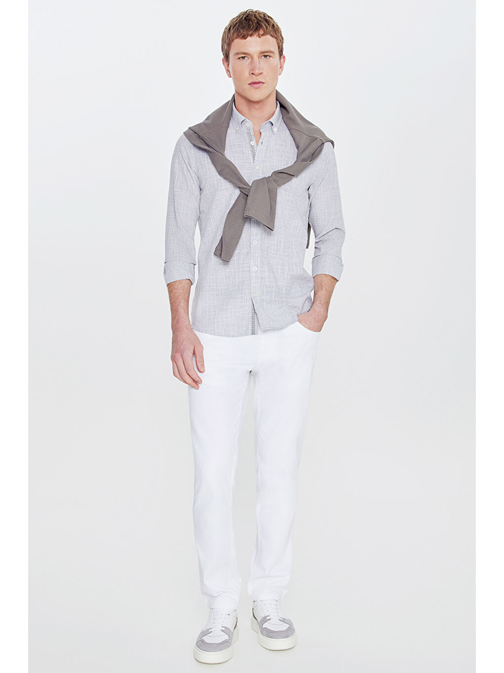 Erkek Antrasit Slim Fit Dar Kesim Düğmeli Yaka Armürlü Gömlek-1