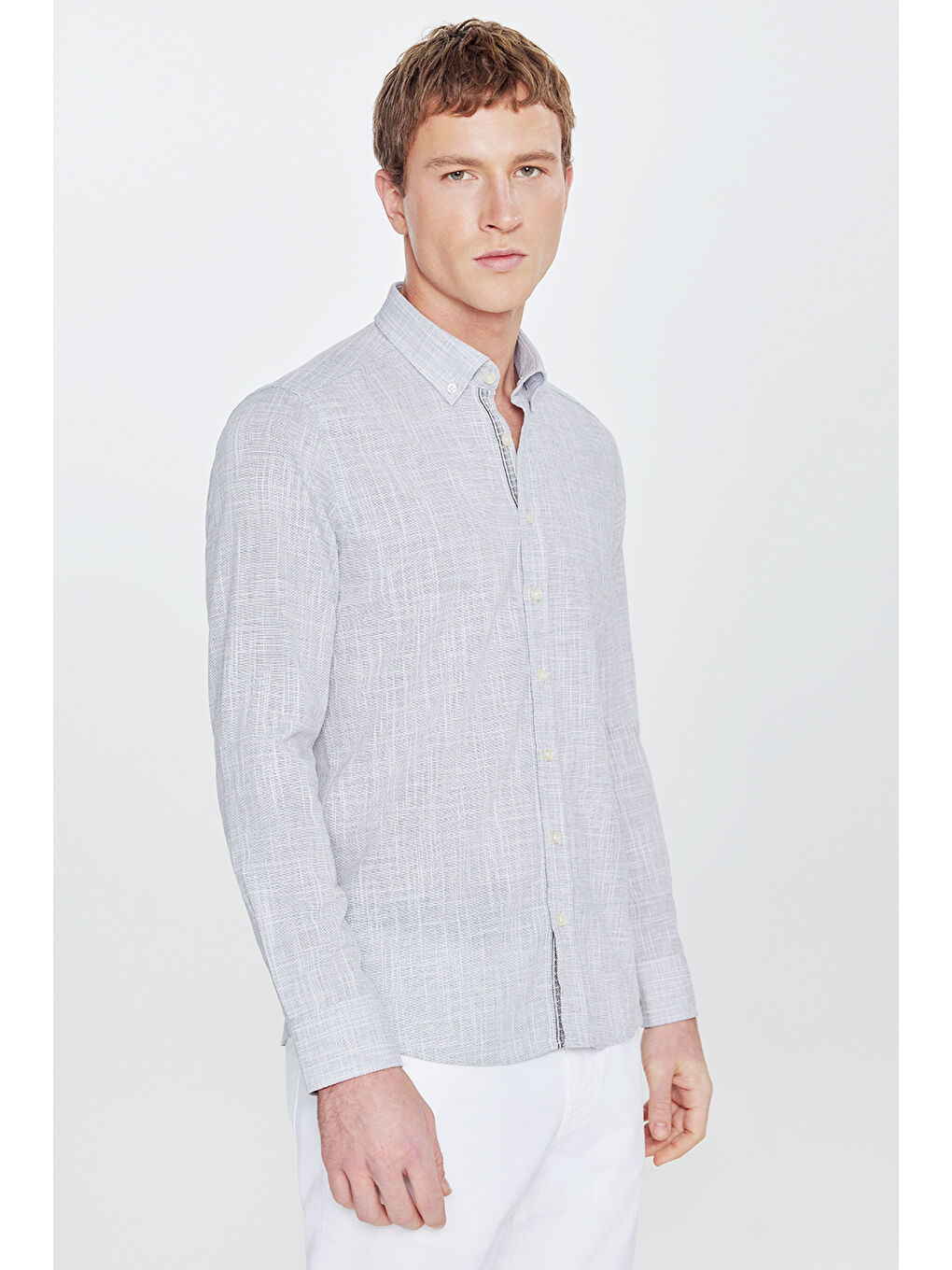 Erkek Antrasit Slim Fit Dar Kesim Düğmeli Yaka Armürlü Gömlek-2