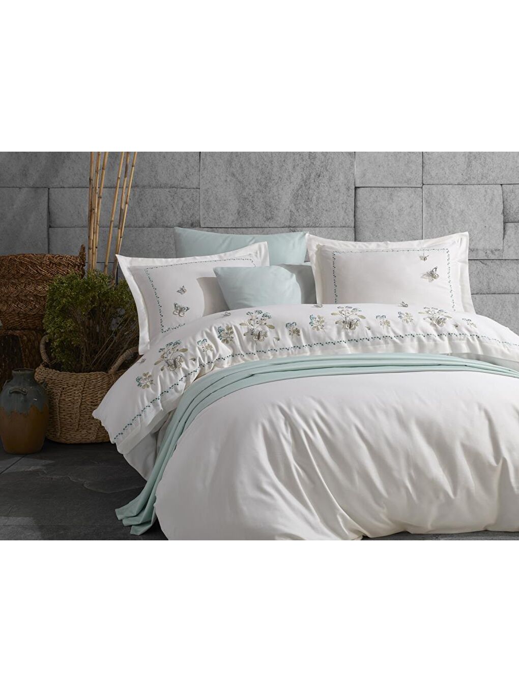 Artiva Nakışlı %100 Pamuk Saten Çift Kişilik Nevresim Takımı Ekru-2