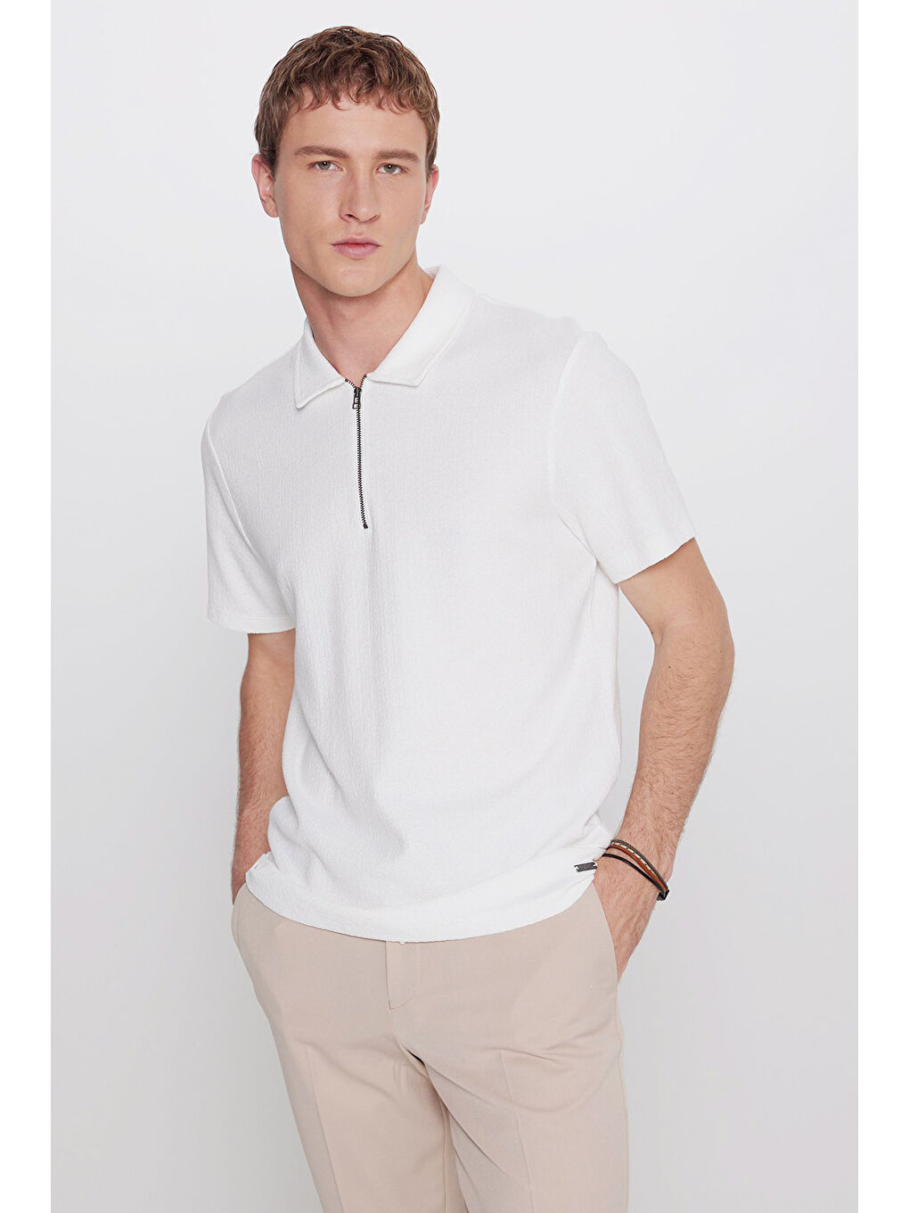 Erkek Ekru %100 Pamuk Slim Fit Dar Kesim Polo Yaka Jakarlı Tişört-2