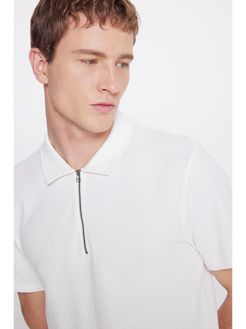 Erkek Ekru %100 Pamuk Slim Fit Dar Kesim Polo Yaka Jakarlı Tişört-3