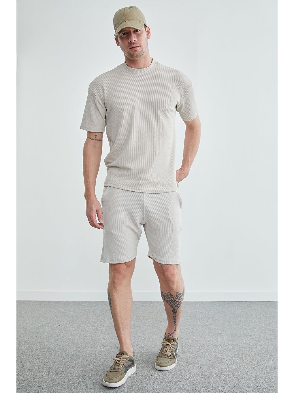 Bej Beli Lastikli Fitilli Şort-4